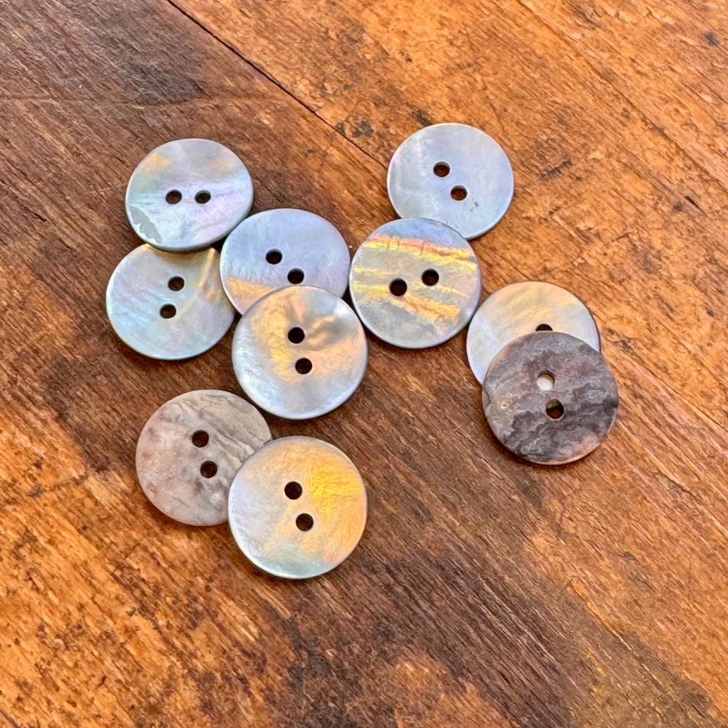 Mother of Pearl 15mm buttons - Pearl