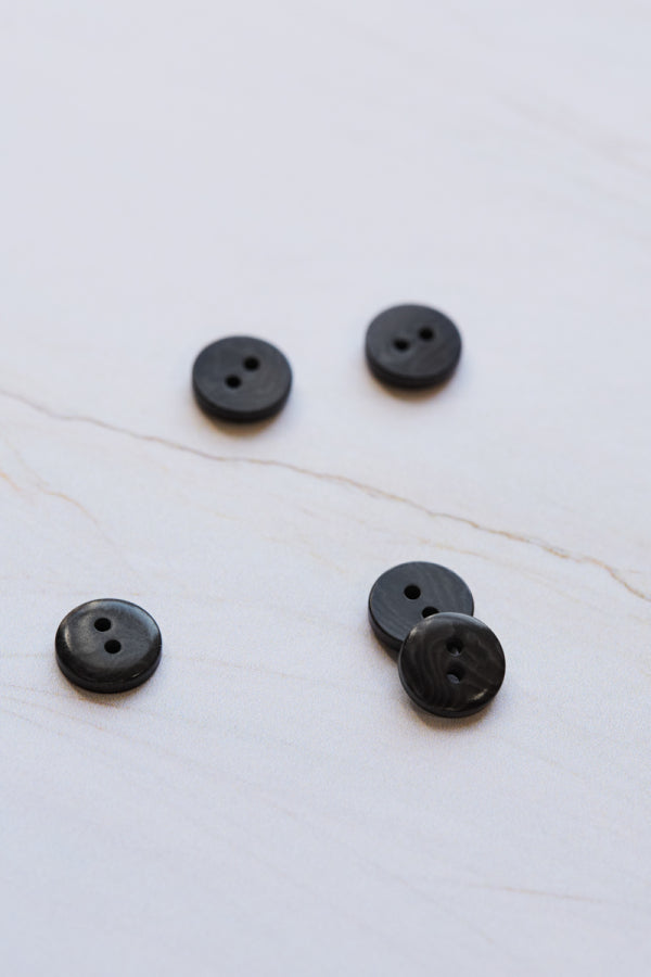2 hole Corozo Calm Grey 11mm - mind the MAKER