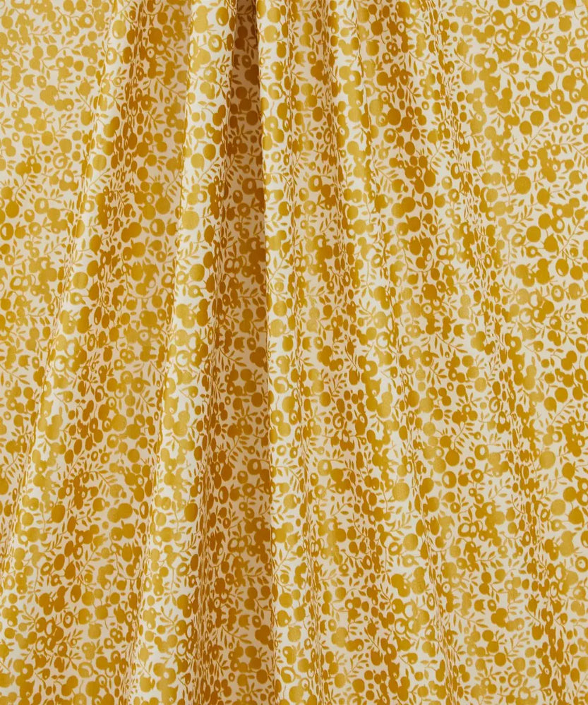 Wiltshire Shadow Gold Sparkle -  Quilting Cotton -Liberty Fabrics €22,00pm