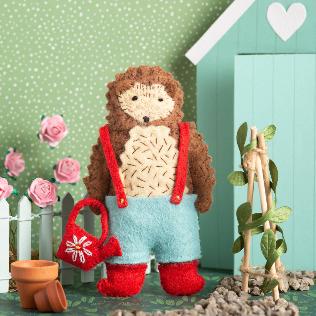 Mr. Hedgehog Gardener Felt Craft Mini Kit - Corinne Lapierre Limited