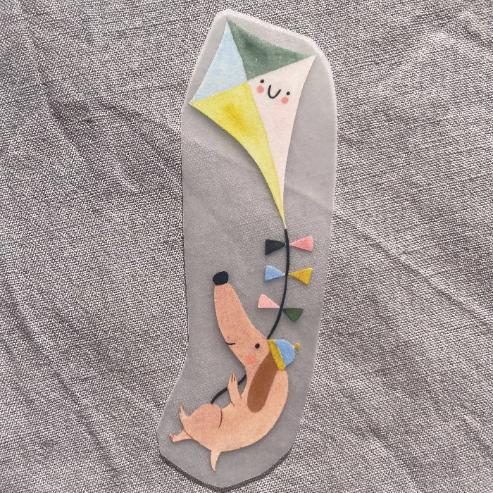 Dachshund with a Kite - Iron-on patch/ Decal- Hannahs Firlefanz