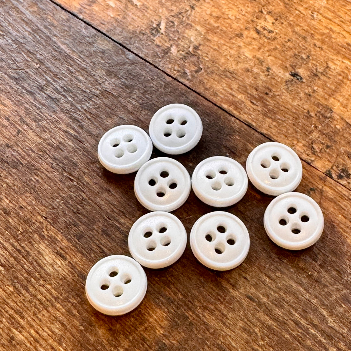Spring Button Nylon Nylon Buttons - White – Cross & Woods | Crafting Parlour