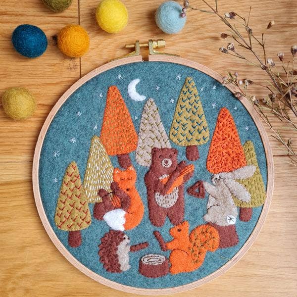 Woodland Melody Felt Appliqué Hoop Kit - Corinne Lapierre Limited