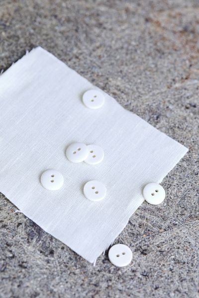 Curb Cotton Button Creamy White 11mm - mind the MAKER