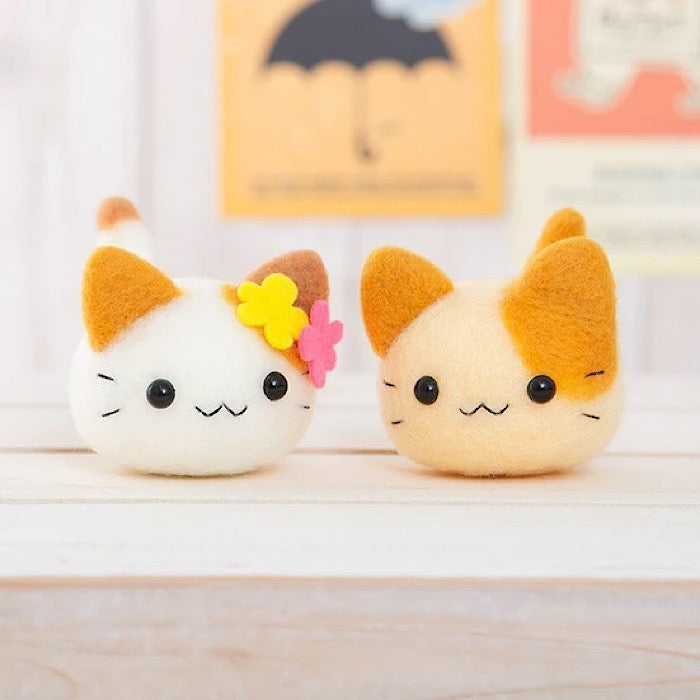 Needle Felting Kit ‘Nyankoro Mascots Mike & Cookie’ - Hamanaka
