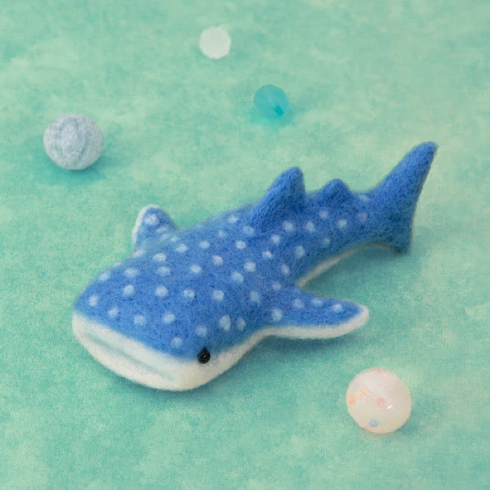 Needle Felting Kit ‘Whale Shark’ - Hamanaka