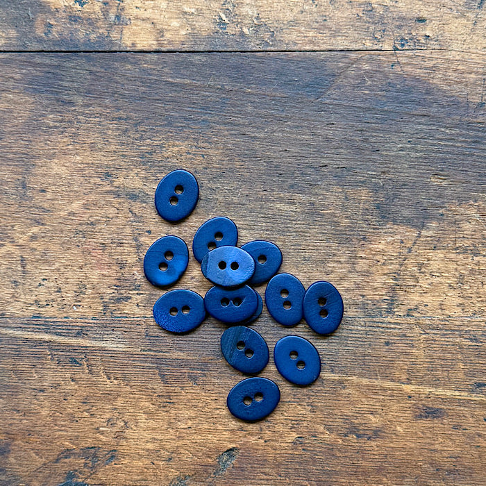 Oval River Shell Buttons 15mm
