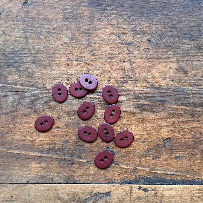 Oval River Shell Buttons 15mm