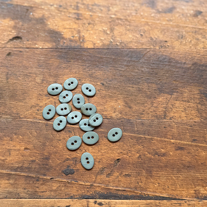 Oval River Shell Buttons 15mm