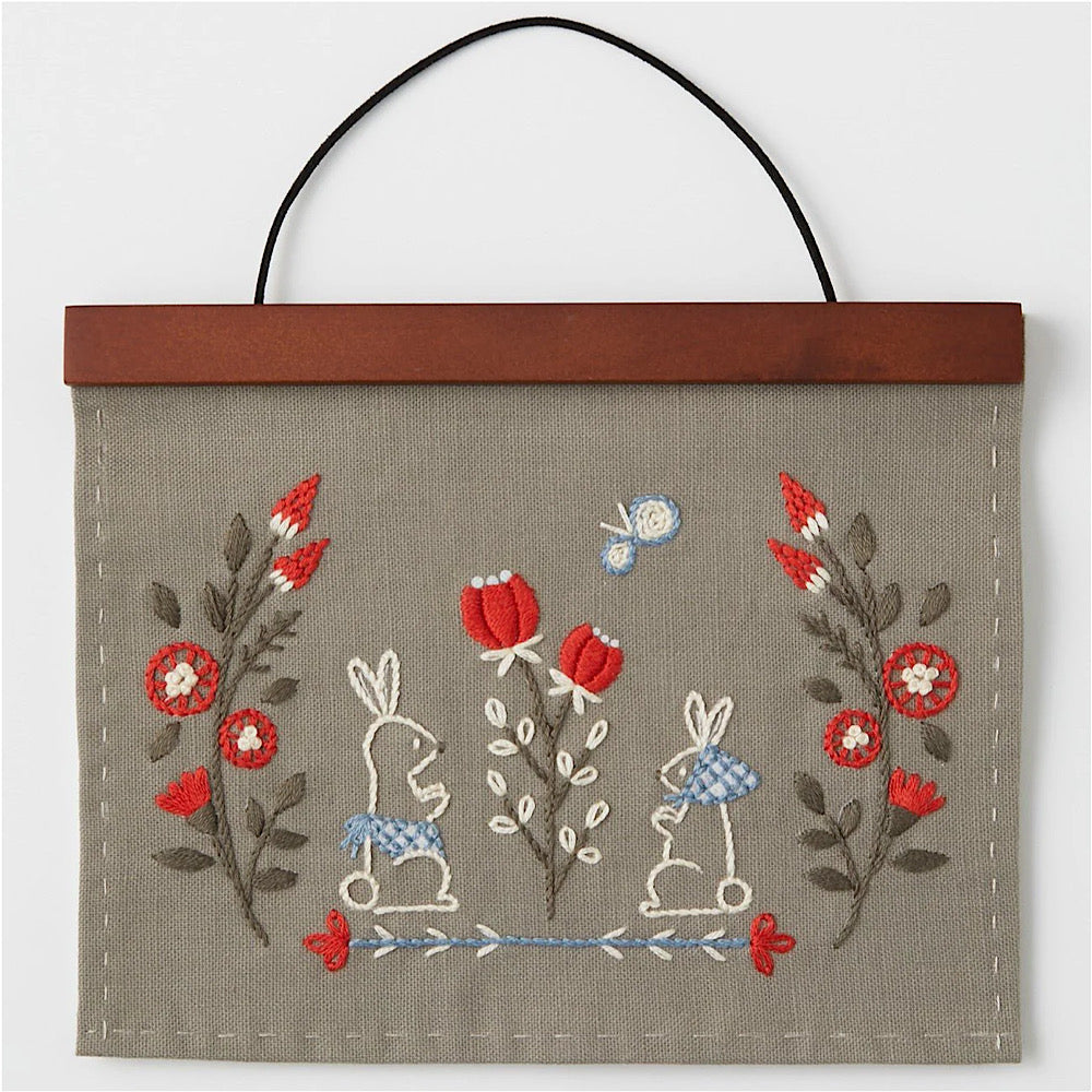 ‘Cute Bunny & Flowers‘ Embroidery Kit - LECIEN COSMO