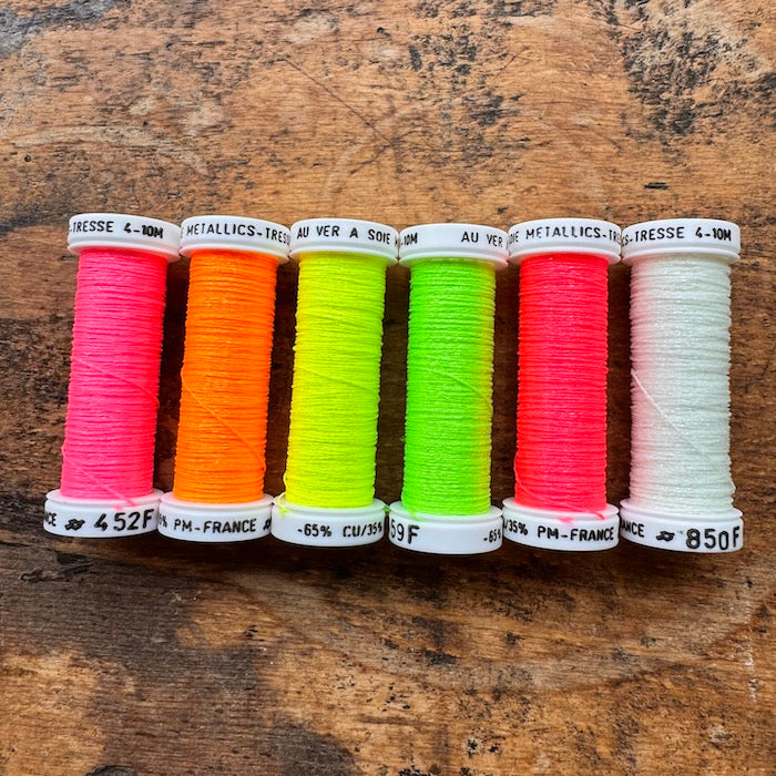 Silk Metallic Sewing Thread - Neon -Au ver à Soie