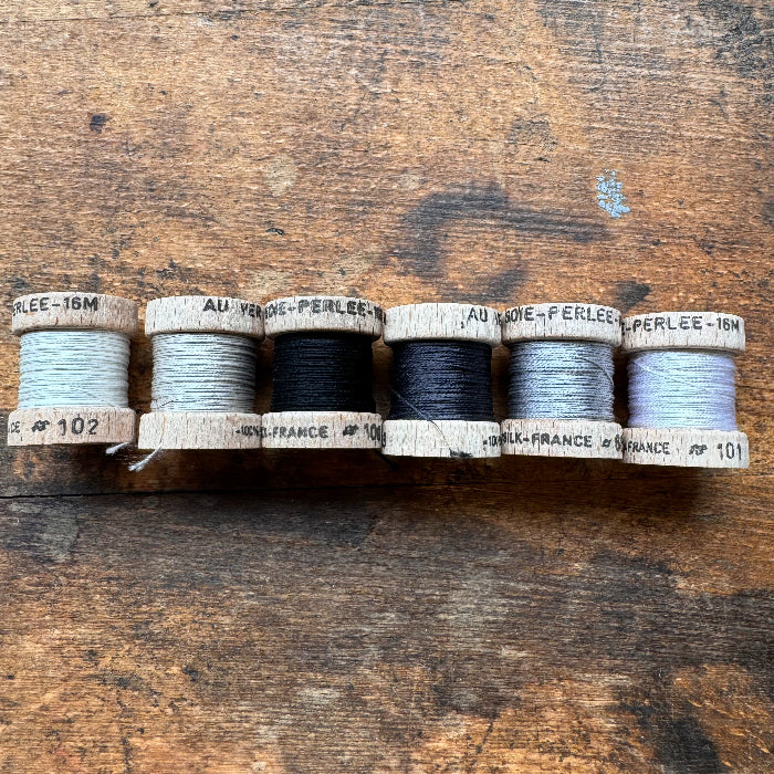 Pearl Silk Bobbins Set  - Black and White - Au Ver à Soie