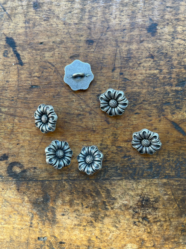 Flower - Metal Buttons