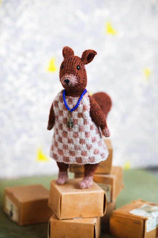 Mouche & Friends: Seamless Toys to Knit and Love - Cinthia Vallet