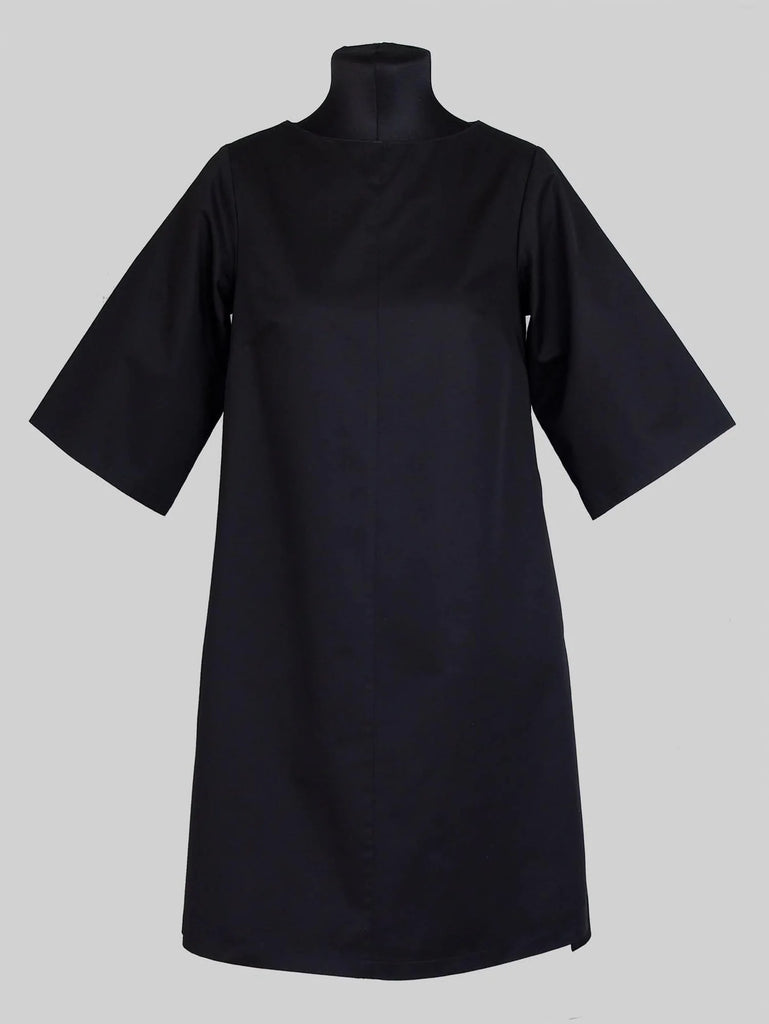 the assembly line box pleat dress Dress– – Cross & Woods The pattern comes carefully dev-position-resort-wear:number:213 Color:HAPPYPNK 17 Dr. Martens Outfits