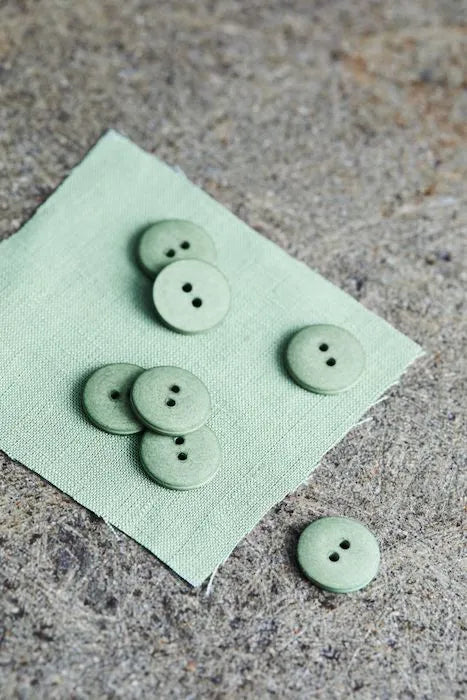 Curb Cotton Button Sage Green 18mm - mind the MAKER
